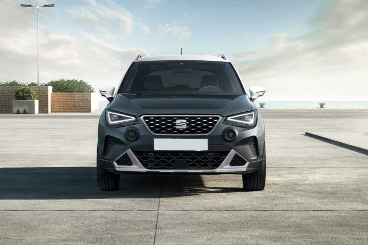 seat-arona-gris-delante-cadiz